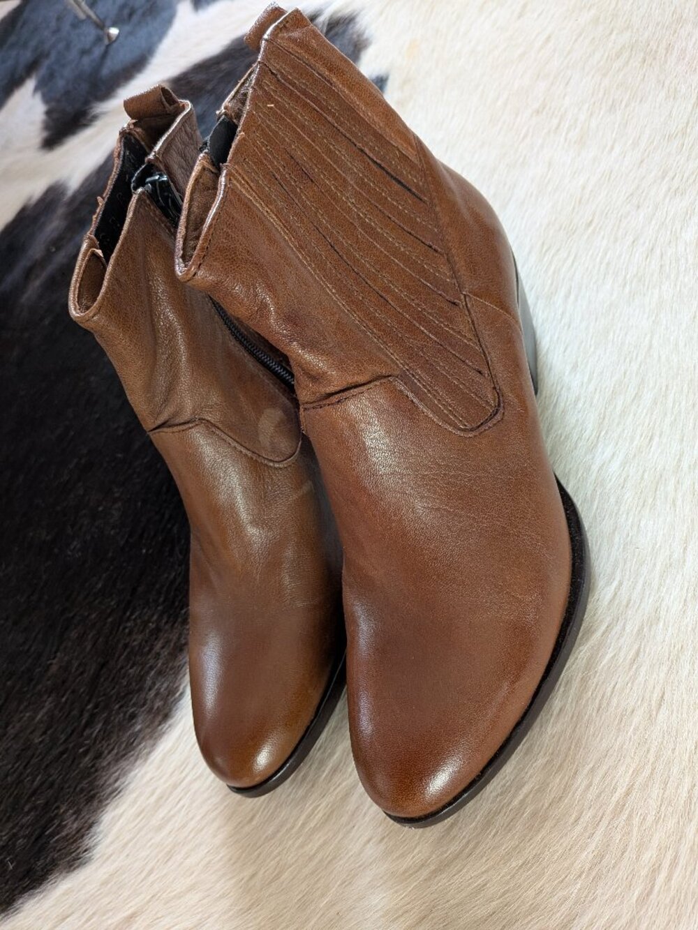 Miz Mooz Brown Leather Booties - 7.5 / 38